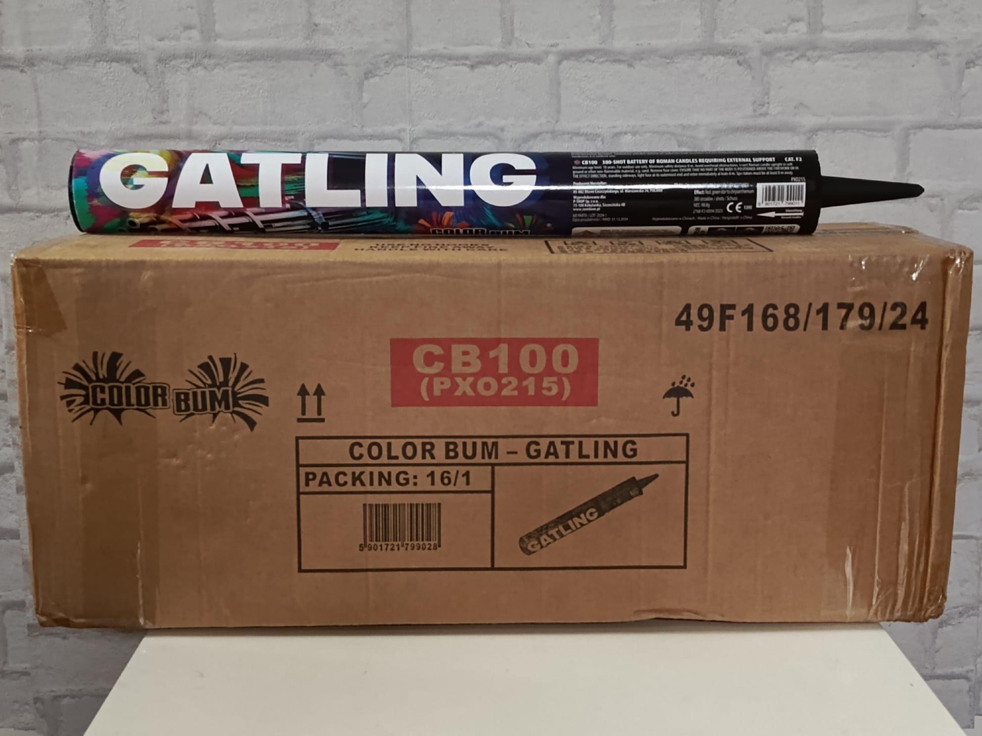 1 carton CB100 GATLING (16 candles x 380 shots)